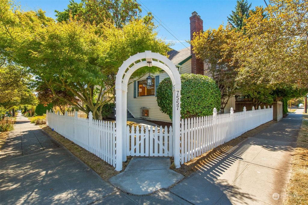 Photo of 7557 32nd Avenue NW, Seattle, WA 98117 (MLS # 2151025)