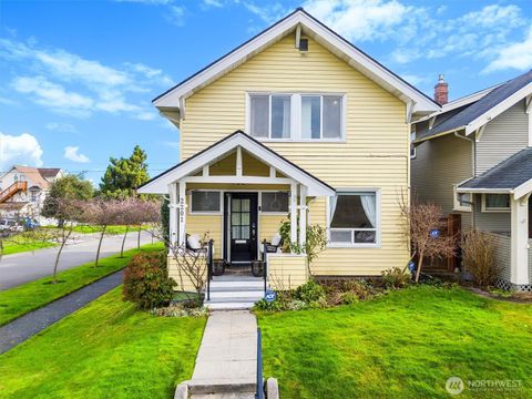 2201 Rockefeller Avenue Everett WA 98201