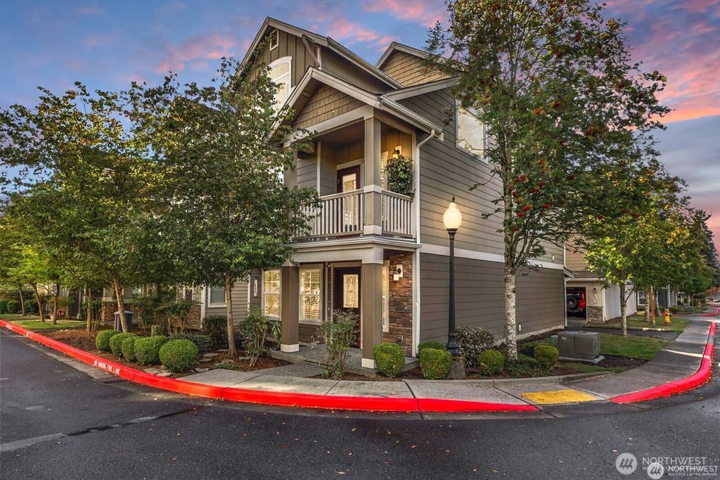 Photo of 10002 13th Avenue SE, Everett, WA 98208 (MLS # 2441155)