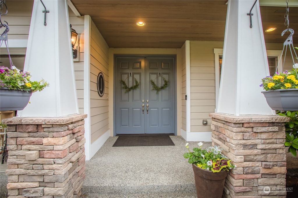 Photo of 13411 79th Avenue SE, Snohomish, WA 98296 (MLS # 2129500)