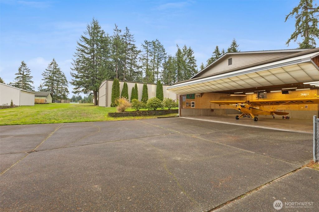 Photo of 17604 SE 292nd Place, Kent, WA 98042 (MLS # 2458188)