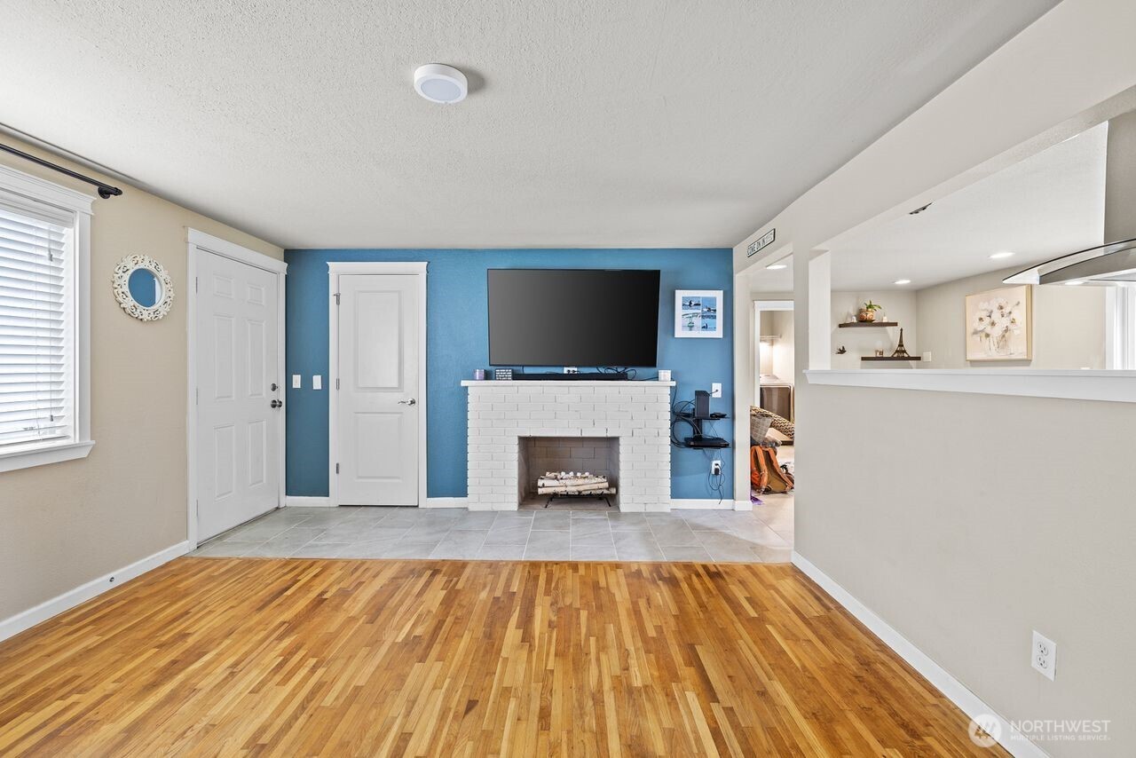 6726 Henderson Boulevard SE