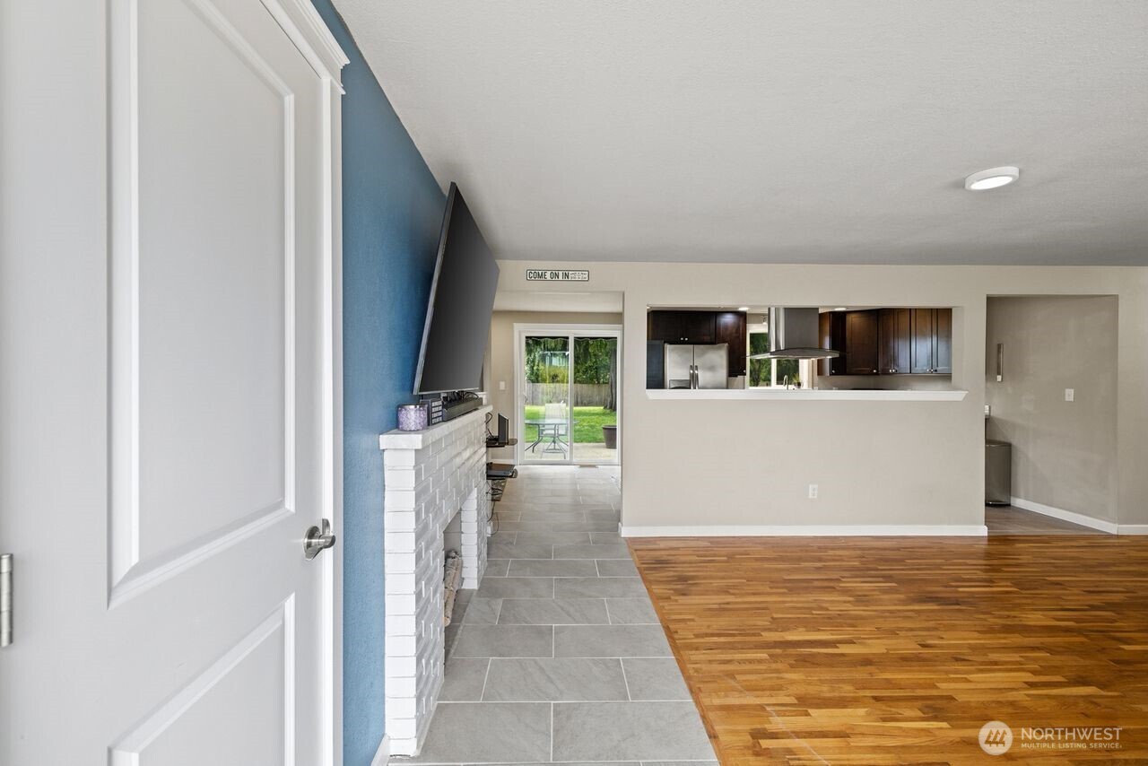 6726 Henderson Boulevard SE