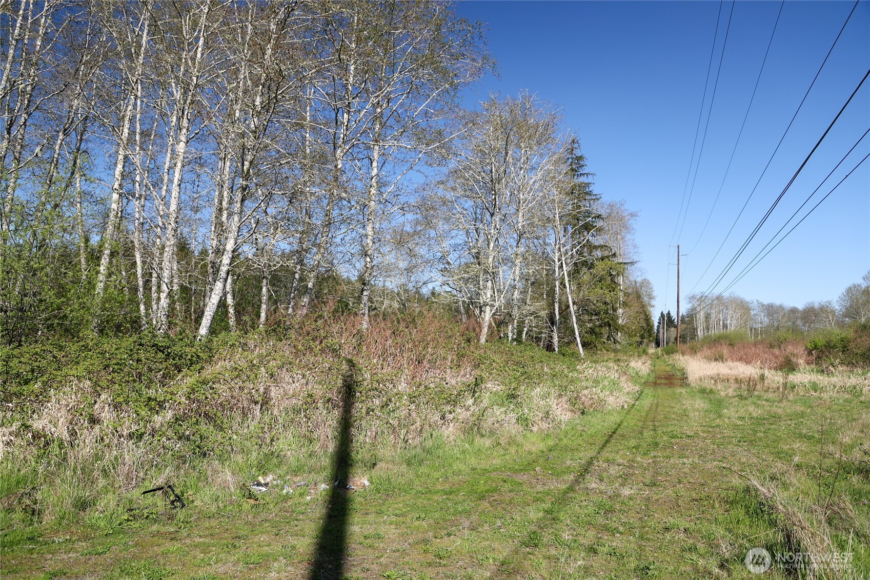 0 E of East Huntley