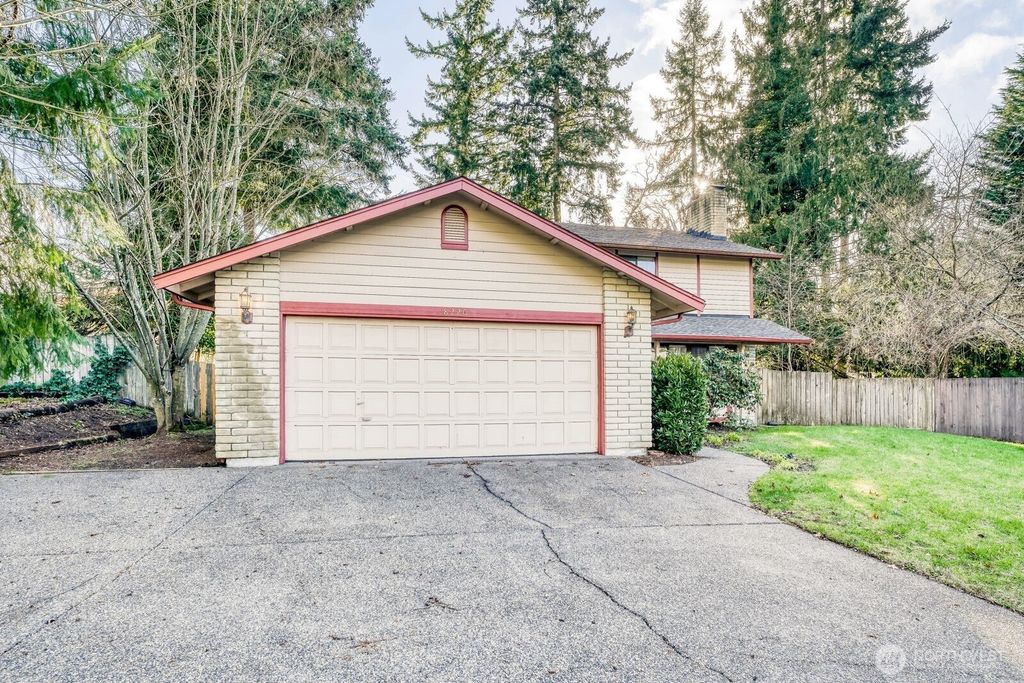Photo of 8220 64th Street Ct W, University Place, WA 98467 (MLS # 2483927)