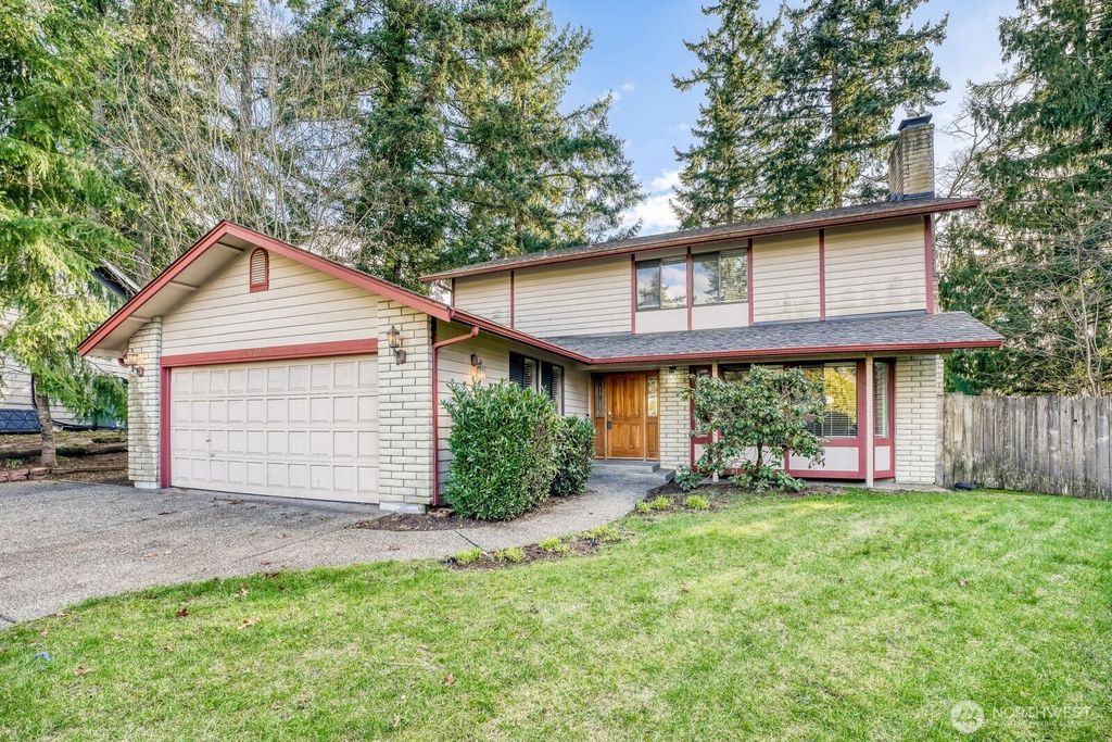 Photo of 8220 64th Street Ct W, University Place, WA 98467 (MLS # 2483927)