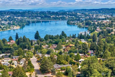 A home in Bremerton