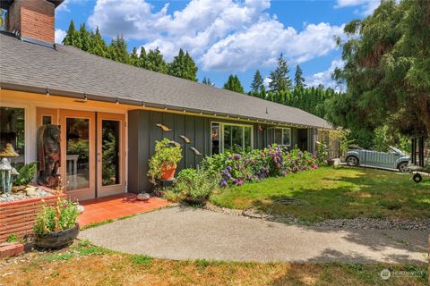 A home in Bremerton