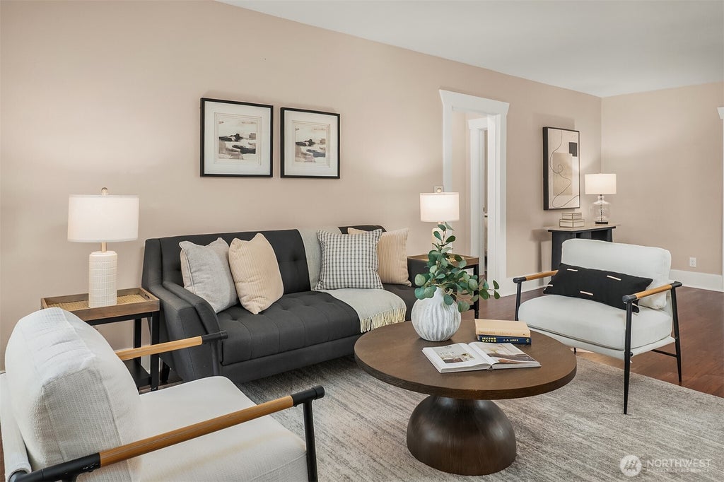 Photo of 3515 SW Austin Street, Seattle, WA 98126 (MLS # 2584647)