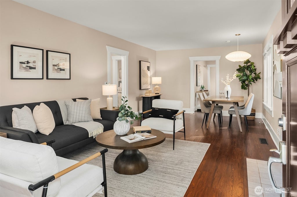 Photo of 3515 SW Austin Street, Seattle, WA 98126 (MLS # 2584647)