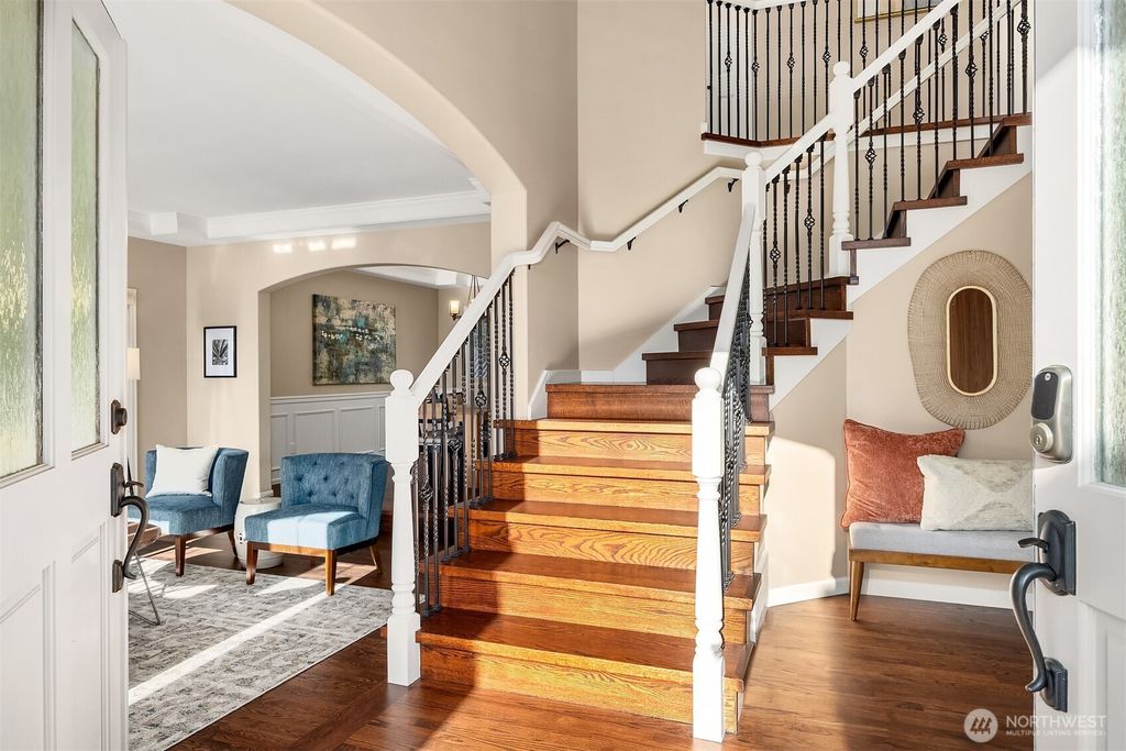Photo of 5312 188th Place NE, Sammamish, WA 98074 (MLS # 2363675)