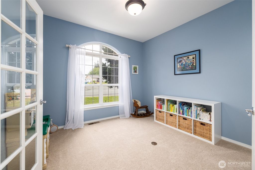 Photo of 28202 85th Drive NW, Stanwood, WA 98292 (MLS # 2367843)
