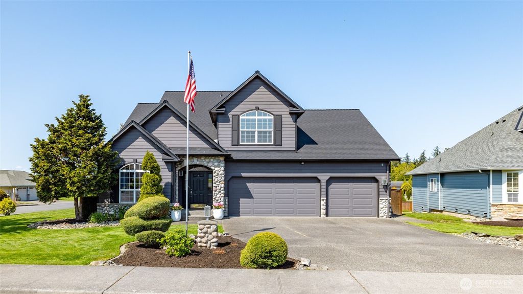 Photo of 28202 85th Drive NW, Stanwood, WA 98292 (MLS # 2367843)