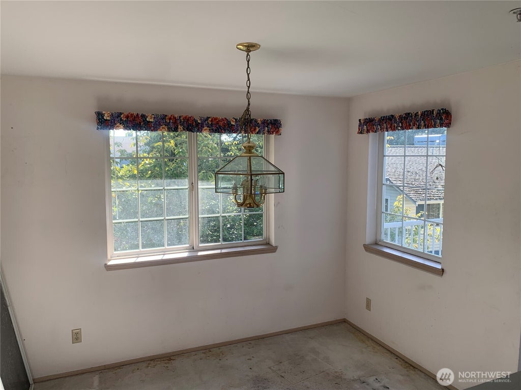 Photo of 949 Aberdeen Avenue NE #B305, Renton, WA 98056 (MLS # 2592716)