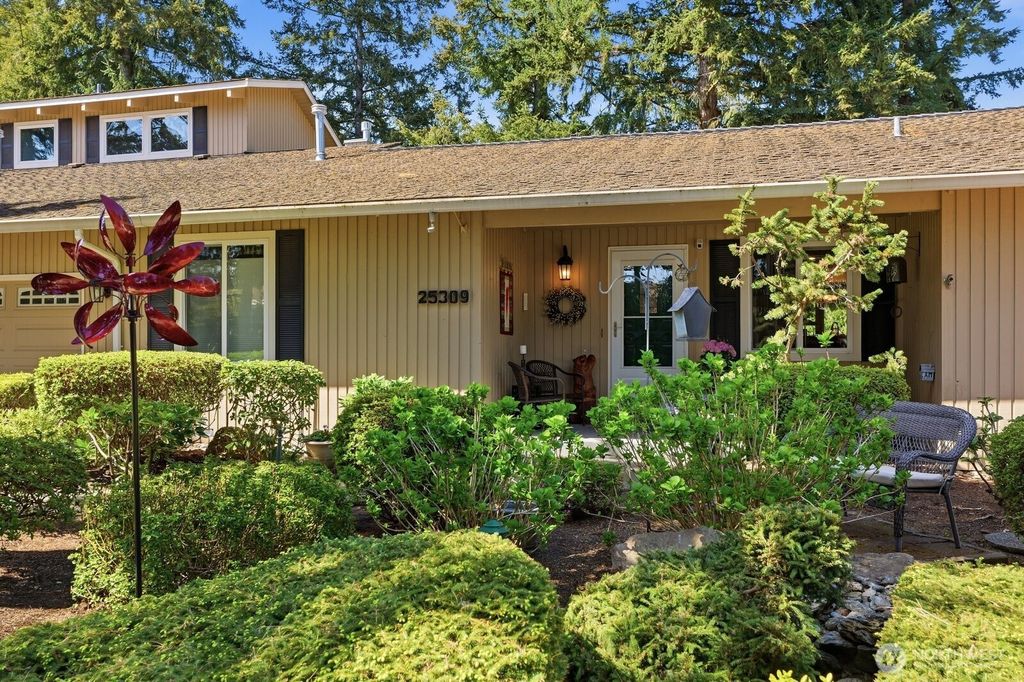 Photo of 25309 144th Avenue SE, Kent, WA 98042 (MLS # 2512769)