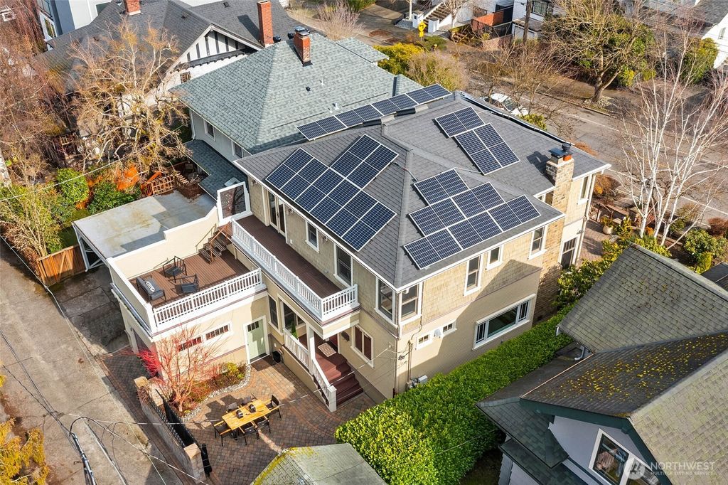 Photo of 1917 15th Avenue E, Seattle, WA 98112 (MLS # 2323802)