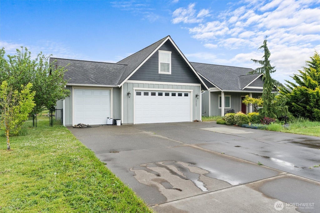 Photo of 19502 Mountain Meadows Lane SW, Rochester, WA 98579 (MLS # 2553274)
