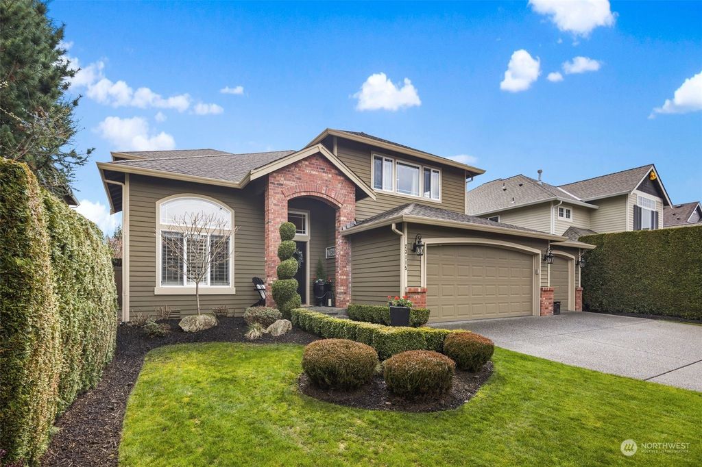 Photo of 23115 SE 239th Place, Maple Valley, WA 98038 (MLS # 2057198)