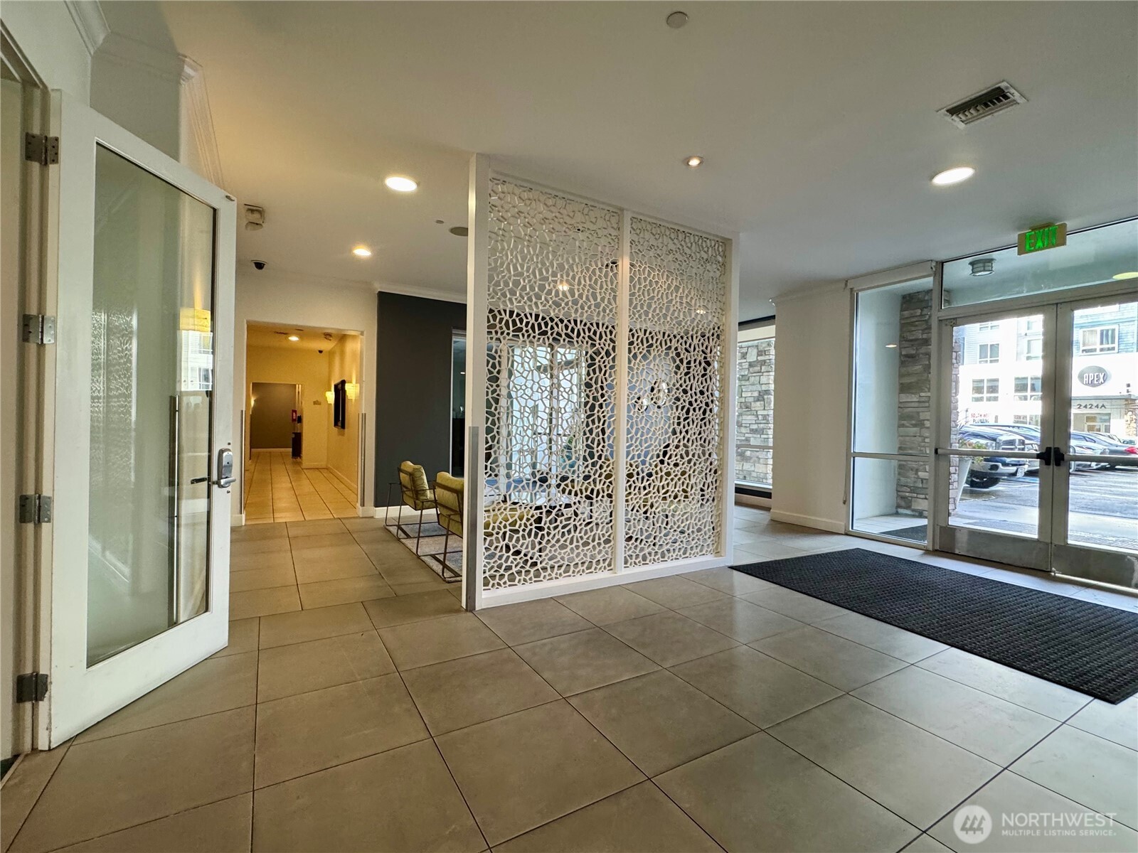 2424 S 41st Street 523