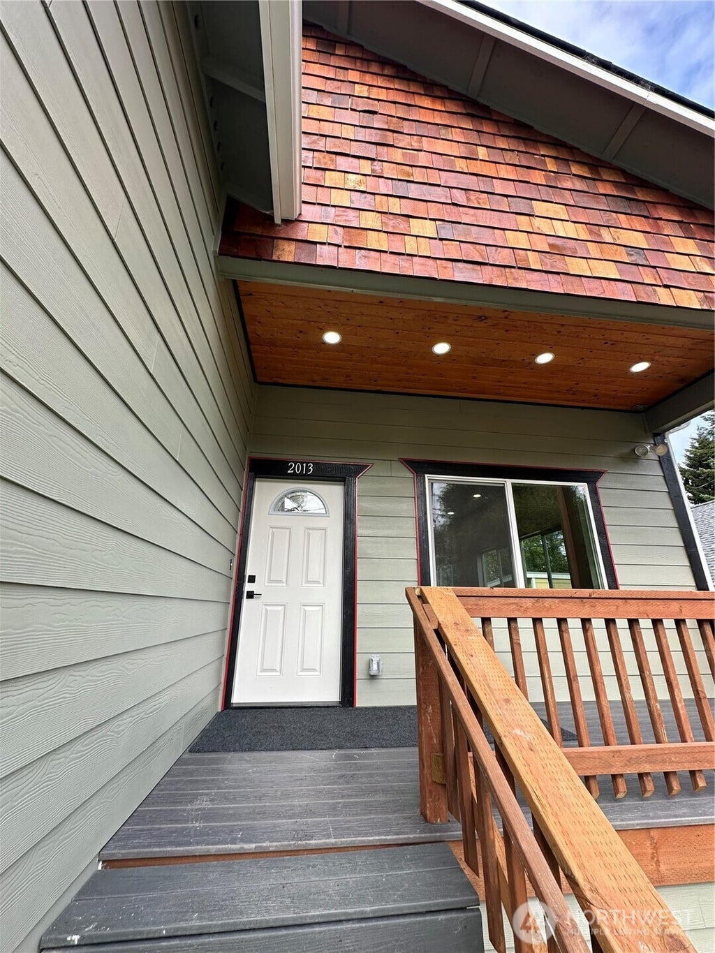 Photo of 2013 Harding Road, Aberdeen, WA 98520 (MLS # 2575306)