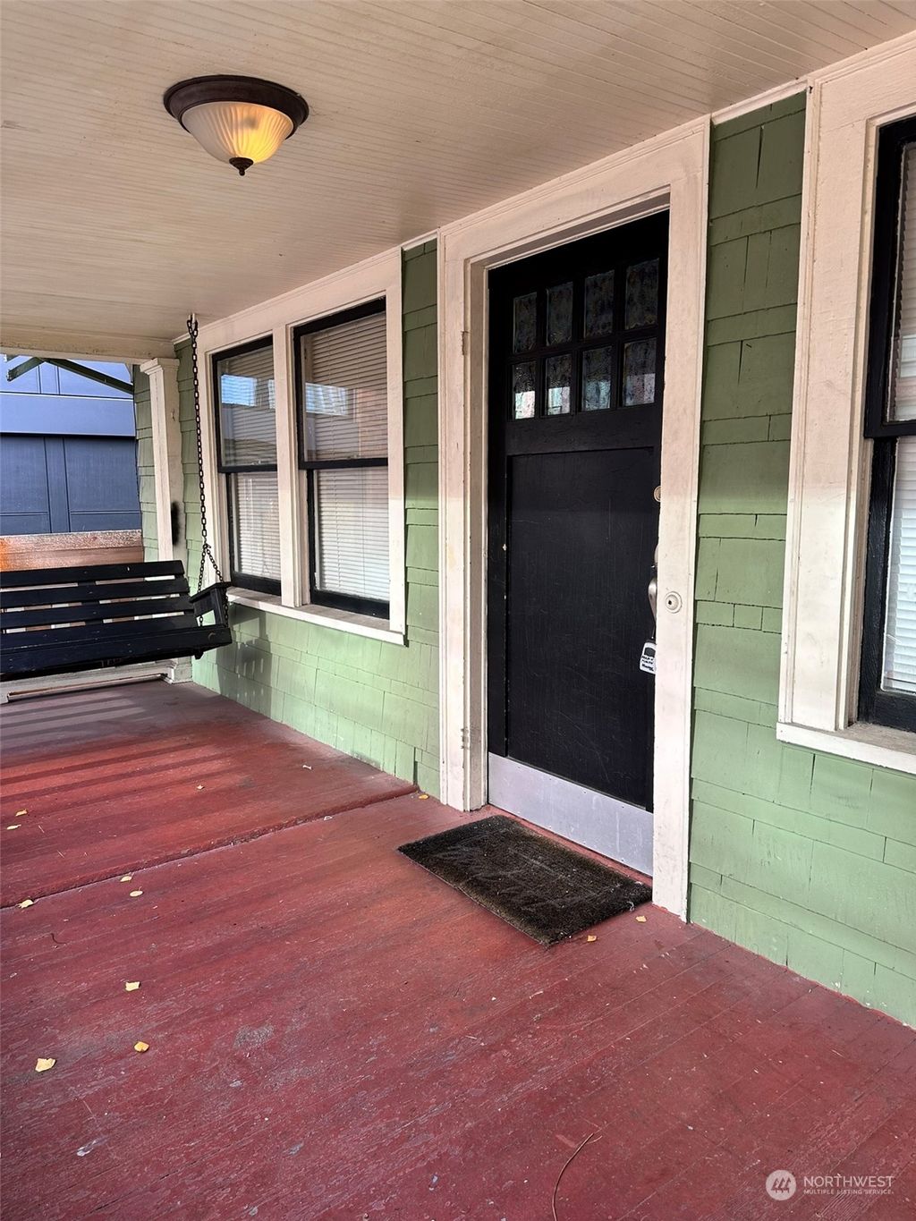 Photo of 811 NE 66th Street, Seattle, WA 98115 (MLS # 2184837)