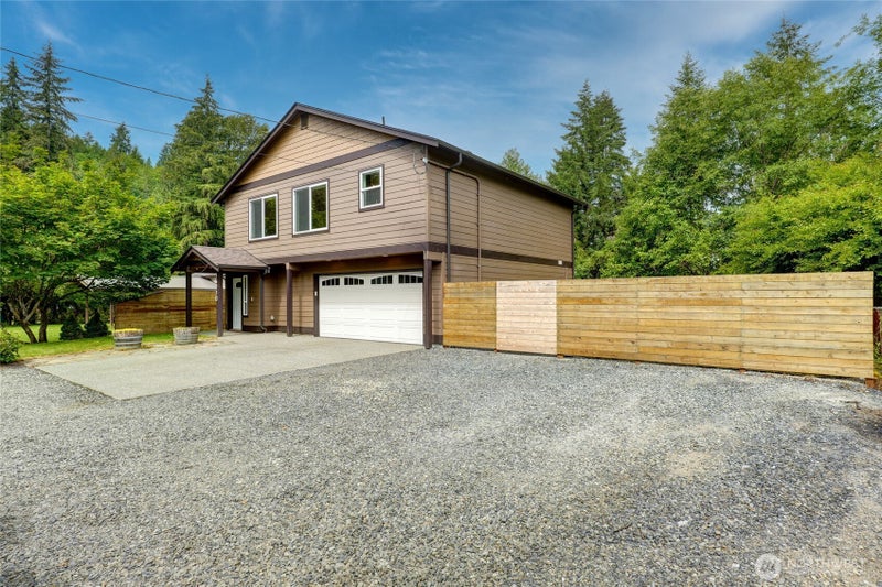 16330 Dogwood Lane