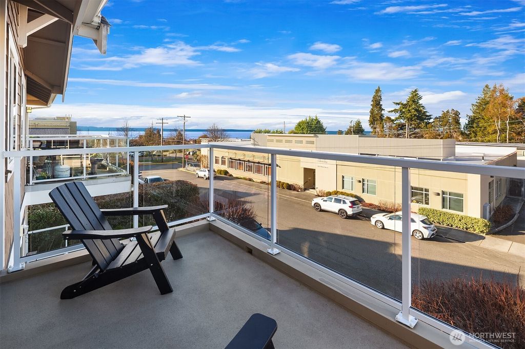 Photo of 616 Glen Street #202, Edmonds, WA 98020 (MLS # 2478863)
