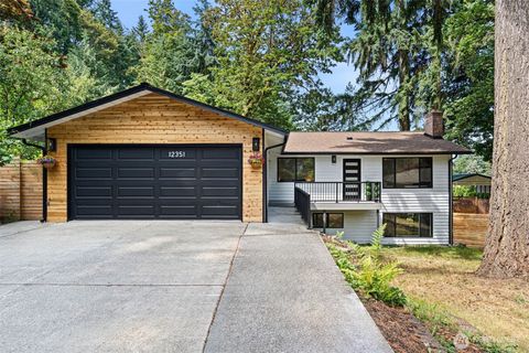 Photo of 12351 SE 96th Place, Renton, WA 98056 (MLS # 2529972)