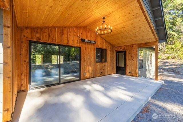121 Bitterroot Lane