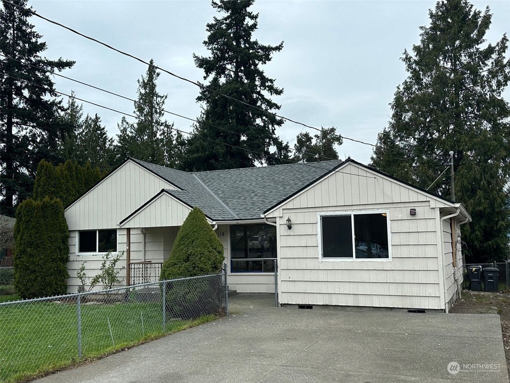 Photo of 3118 S 148th Street, SeaTac, WA 98168 (MLS # 2208843)