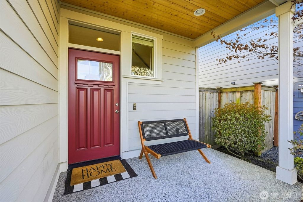 Photo of 20912 2nd Avenue W, Lynnwood, WA 98036 (MLS # 2479582)