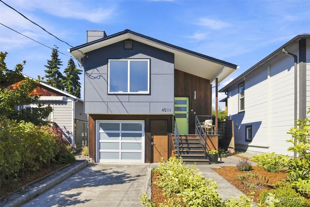 Photo of 4511 Cascadia Avenue S, Seattle, WA 98118 (MLS # 2564434)