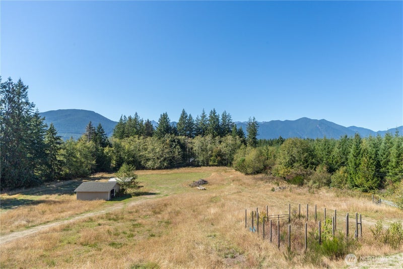 1812 Lindsay Hill Road