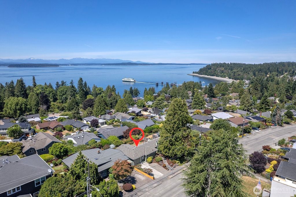 Photo of 9423 45th Avenue SW, Seattle, WA 98136 (MLS # 2404967)