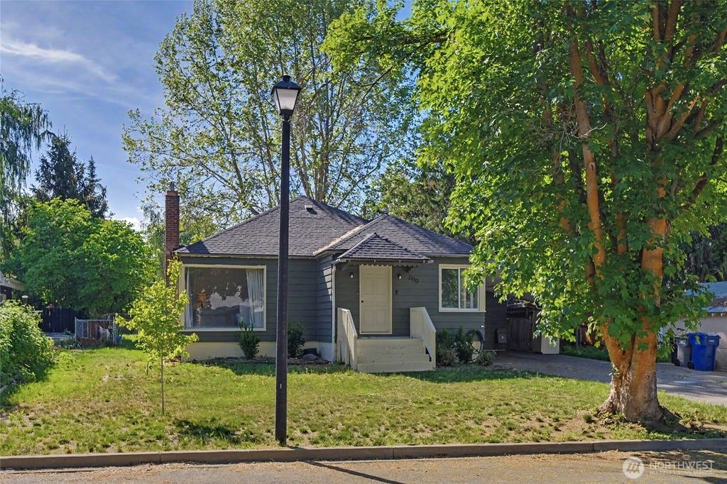Photo of 200 Paton ST, Cashmere, WA 98815 (MLS # 2522861)