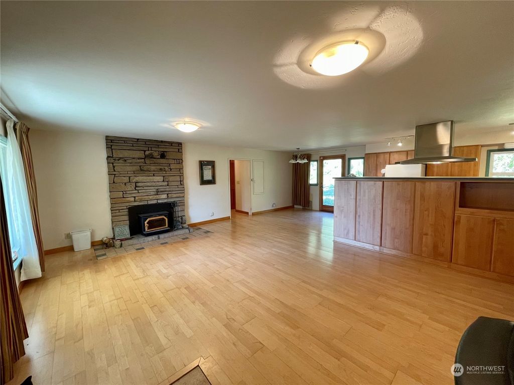 Photo of 18204 SE Green Valley Road, Auburn, WA 98092 (MLS # 2003112)