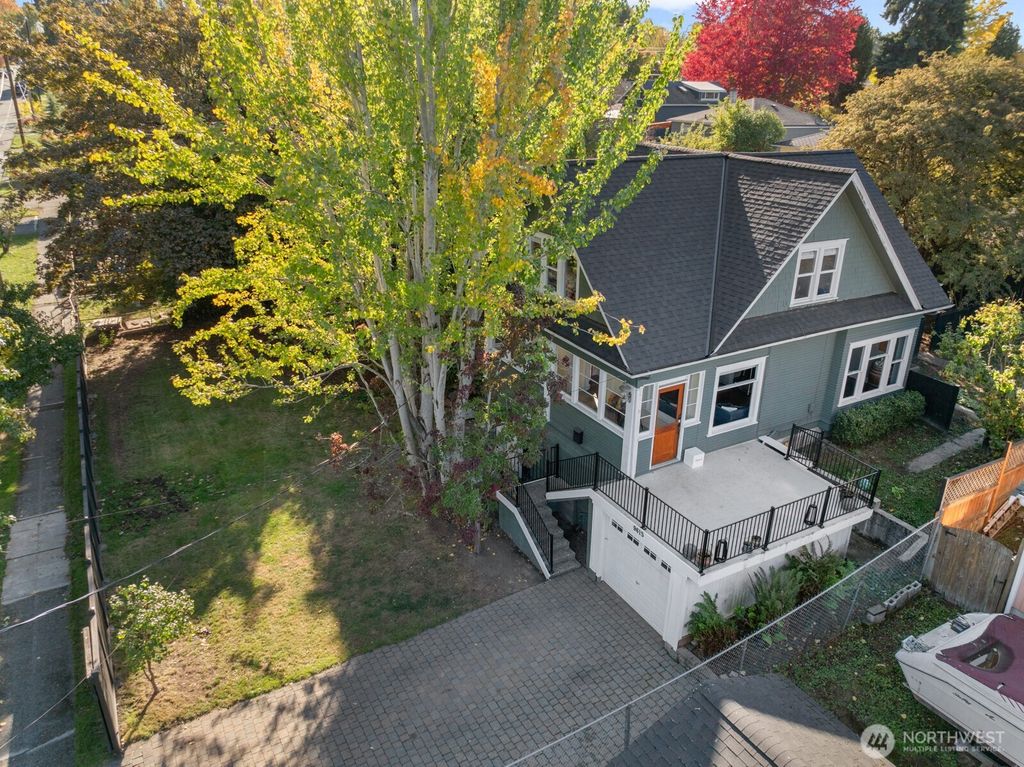 Photo of 9615 57th Avenue S, Seattle, WA 98118 (MLS # 2485014)