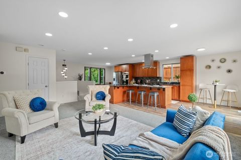 Photo of 3913 W Tapps Drive E, Lake Tapps, WA 98391 (MLS # 2422906)