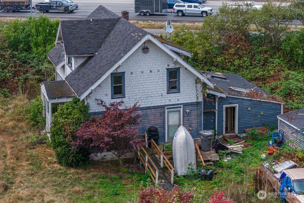 Photo of 1312 S 372nd St, Federal Way, WA 98003 (MLS # 2447163)