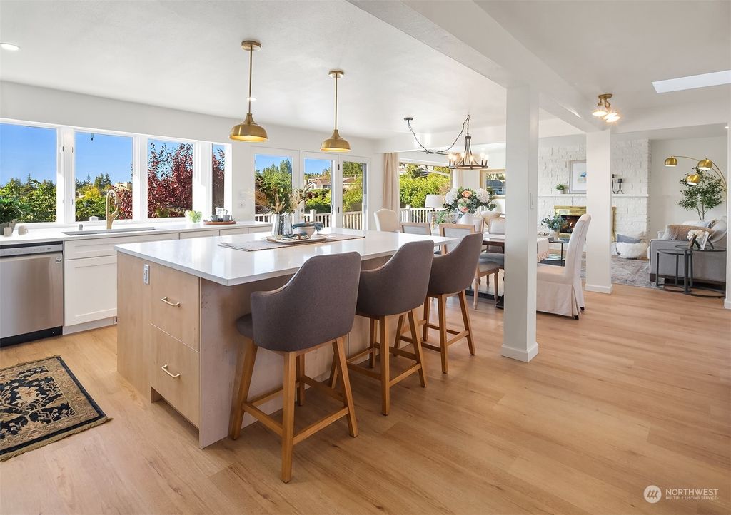 Photo of 520 Magnolia Lane, Edmonds, WA 98020 (MLS # 2247208)