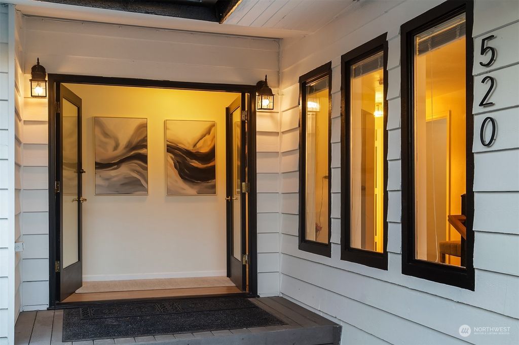 Photo of 520 Magnolia Lane, Edmonds, WA 98020 (MLS # 2247208)