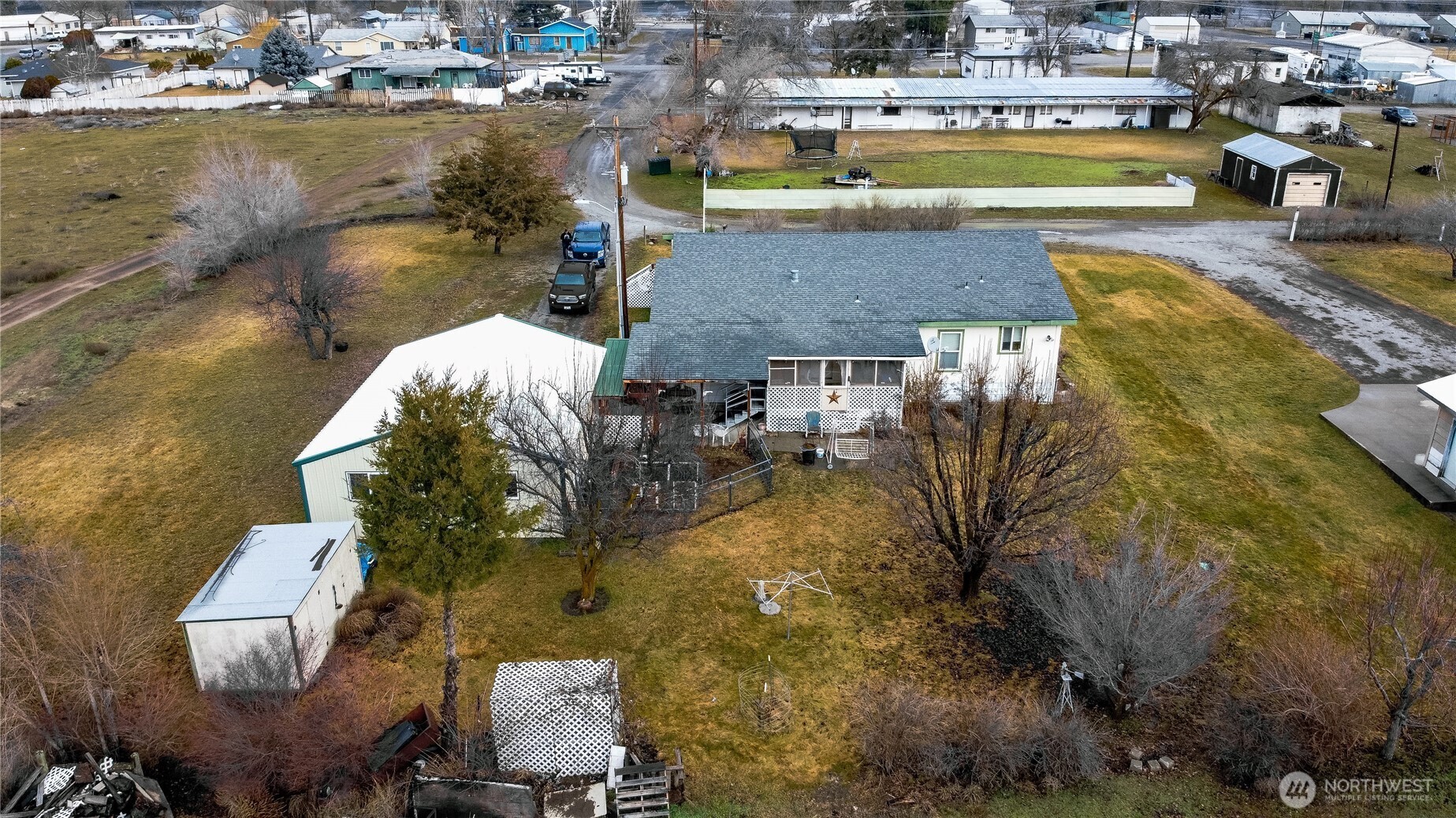 602 Foster Ave.