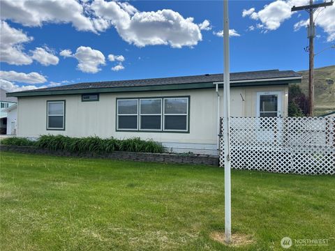 602 Foster Ave. Bridgeport WA 98813