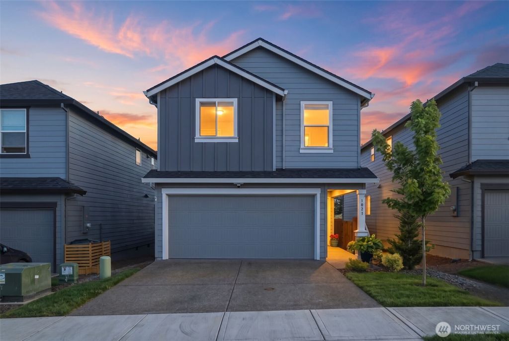 Photo of 1021 NW 174TH Street, Ridgefield, WA 98642 (MLS # 2515938)