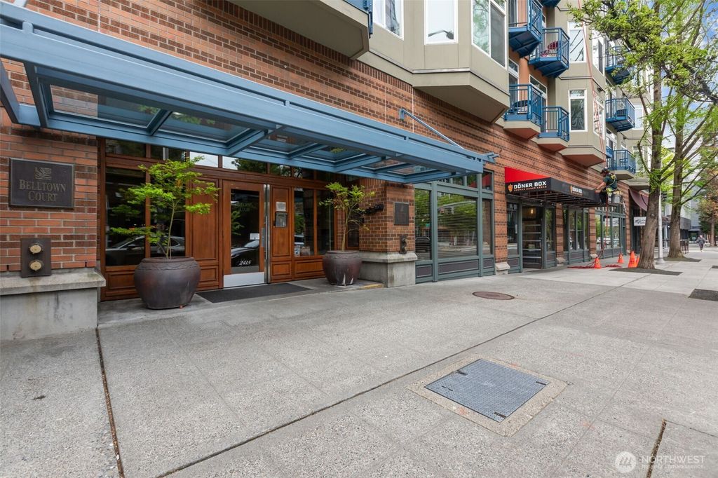 Photo of 2415 2nd Avenue #631, Seattle, WA 98121 (MLS # 2511575)
