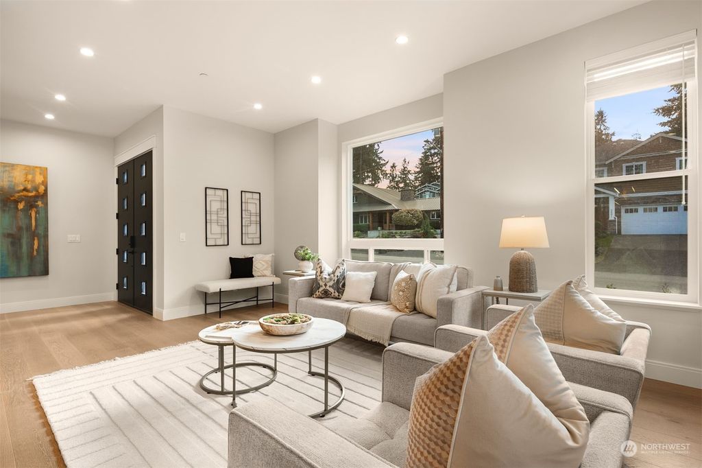 Photo of 3002 109th Avenue SE, Bellevue, WA 98004 (MLS # 2187482)