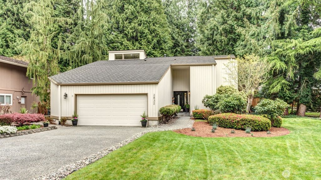 Photo of 2832 152nd Place SE, Mill Creek, WA 98012 (MLS # 2516448)