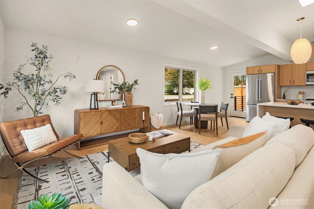 Photo of 12241 NE 65th Street, Kirkland, WA 98033 (MLS # 2491297)