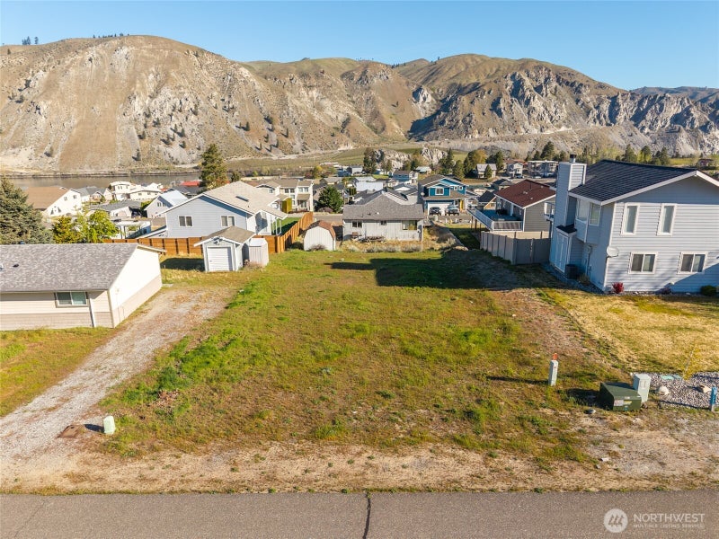 185 E Entiat Drive