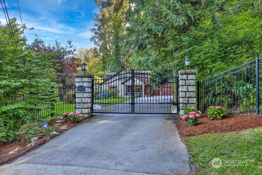Photo of 43525 SE 149th Street, North Bend, WA 98045 (MLS # 2144389)